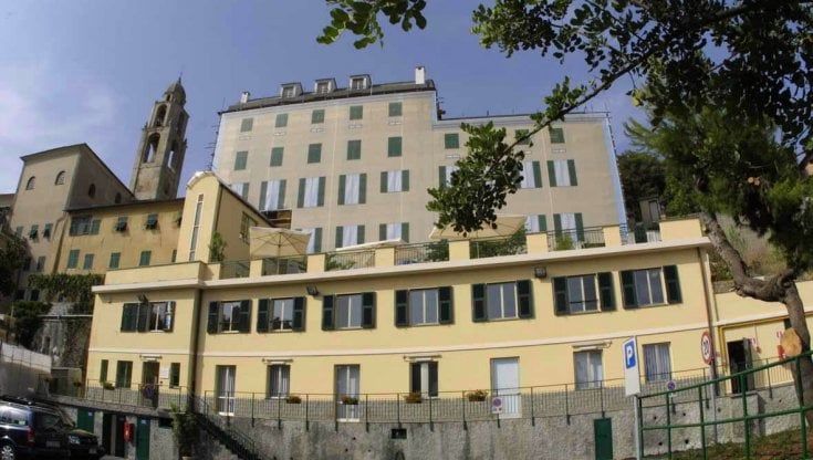 Genova Pegli, venduto l'ex ospedale Martinez: il marchese Cattaneo Adorno ne farà degli alloggi privati