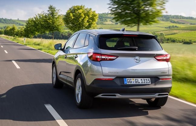 Grandland X show: supera i 100.000 ordini