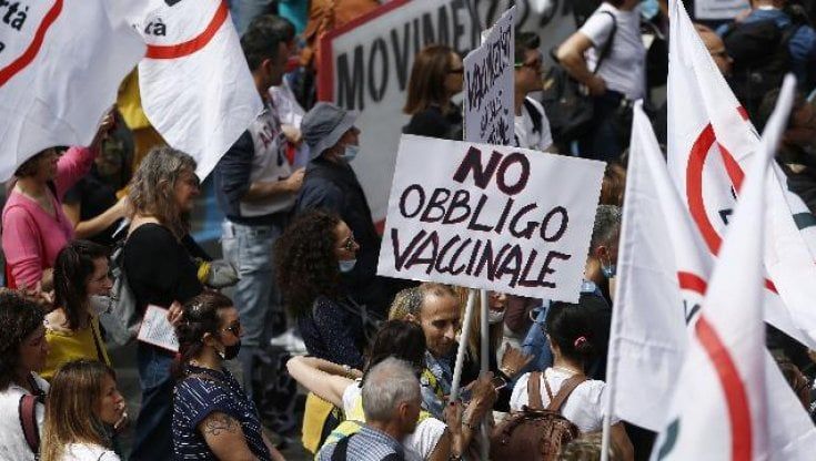 Nella testa di un no vax: come nasce la sfiducia nella scienza