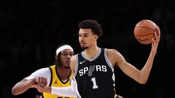 Wembanyama, trombosi alla spalla per la stella dei San Antonio Spurs: stagione finita