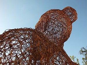 Lo zen e l'arte dei fili di rame<br />le sculture di Giuseppe Guanci