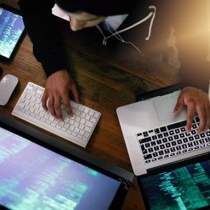 Pa digitale, primi accordi con le Regioni per spendere 4,6 miliardi. Ma c'è il rischio paralisi