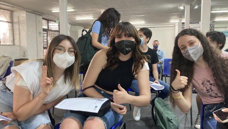 Vaccino, ora è possibile spostare l'appuntamento anche per il richiamo 
