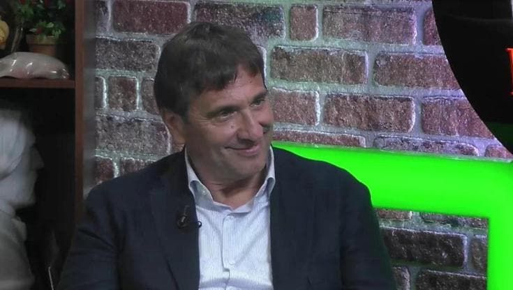 Matteo Lancini: "Riprendiamo i figli dalla morfologica al saggio e ci stupiamo se filmano tutto?"