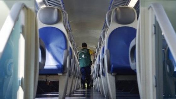 Ostuni, violenza sessuale su una 19enne a bordo del treno Bologna-Lecce: arrestato 40enne