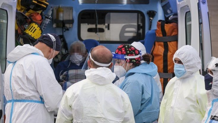 Sicilia salva per un soffio, ma quasi 140 comuni sono già in arancione