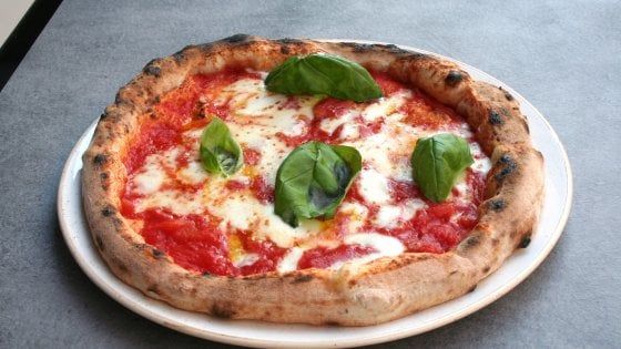 Milano, la pizzeria nella quale il conto lo scegli tu: marketing o rivoluzione?