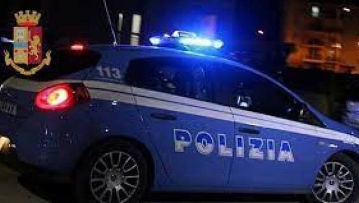 Firenze: getta il figlio di un anno, il bambino salvato da un poliziotto