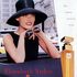 Elizabeth Arden, i profumi affossano i conti