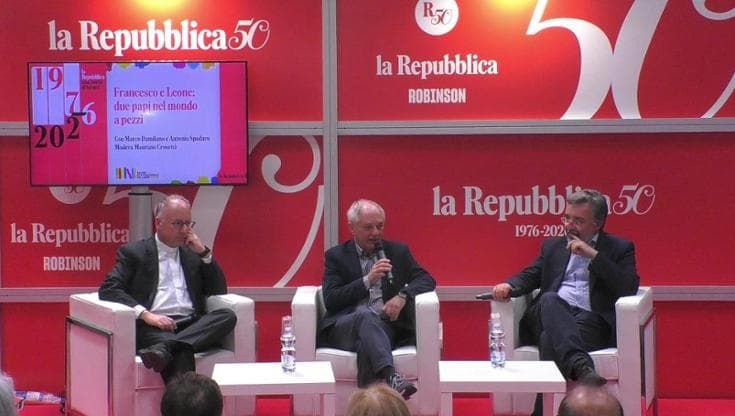 Francesco e Leone: due papi nel mondo a pezzi, l'incontro con Padre Spadaro e Damilano