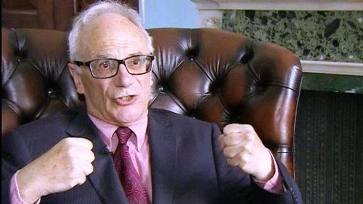 Maturità 2025, Piers Brendon: “Trump oggi somiglia a Mussolini negli anni Trenta”