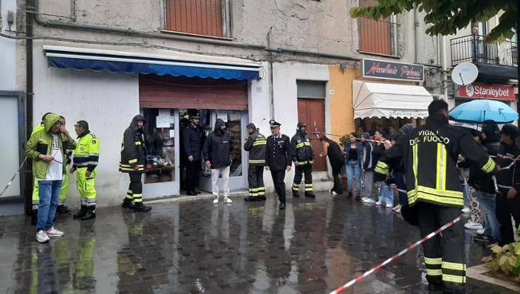 Il giallo delle due sorelline scomparse e ritrovate 21 ore dopo in un negozio