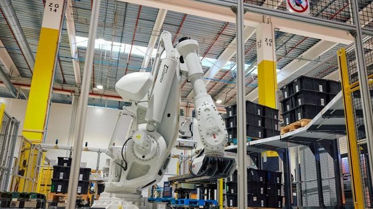 Amazon, multa da 10 milioni perché induce i consumatori all’acquisto periodico