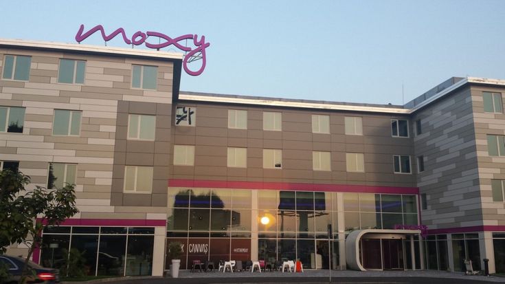 Malpensa, apre l'hotel di legno dal design low cost