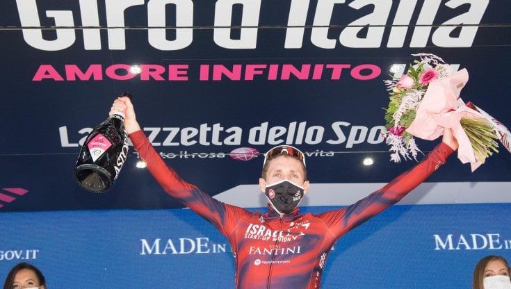 Giro d'Italia: Martin, il cuore sul Mottarone. A Tonina Pantani il Trofeo Senza Fine