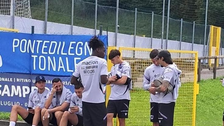 Sampdoria, progetto Donati. Una retroguardia a tre e il tridente in attacco