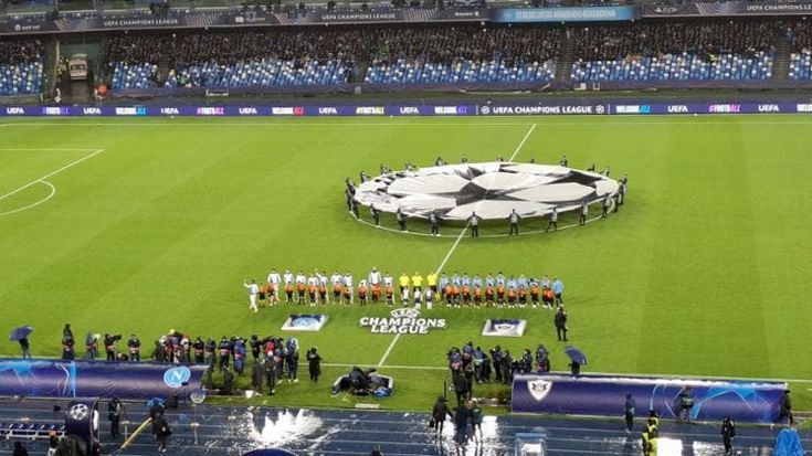 La Champions ritorna al Maradona: debutto da brividi contro l’Arsenal