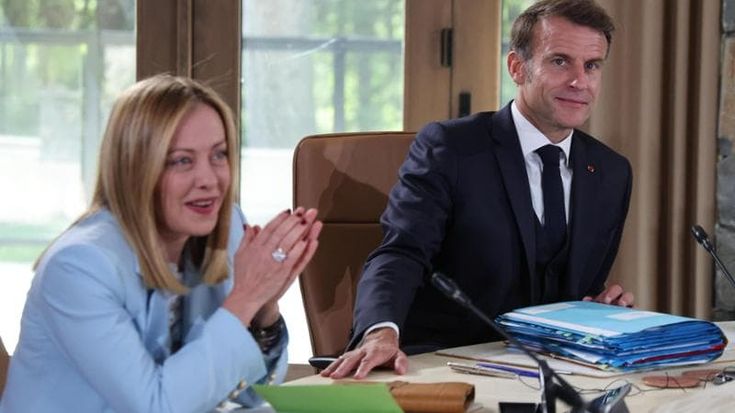 Gelo tra Francia e Italia: slitta il summit
