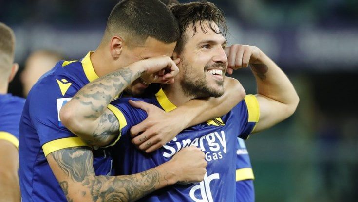 Verdi sgonfia il Bologna, brutta sconfitta a Verona: 2-1