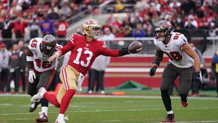 Nfl, 49ers pazzi di Purdy: il qb che nessuno voleva strapazza  Tom "The Goat" Brady