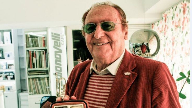 Renzo Arbore : "Qui con la musica esorcizziamo la tristezza"