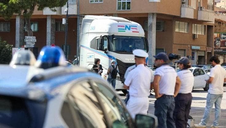Protesta tir, gli autotrasportatori siciliani revocano il fermo