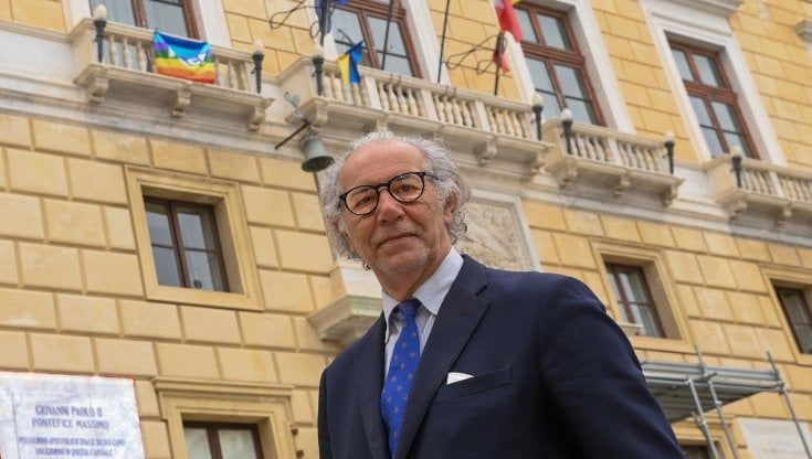 Incontri nei quartieri e dibattiti pubblici sui problemi della città: il piano di Miceli per contrastare Lagalla