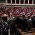 Francia, Jobs Act: Valls scavalca l'Assemblea Nazionale. Deputati lasciano l'aula