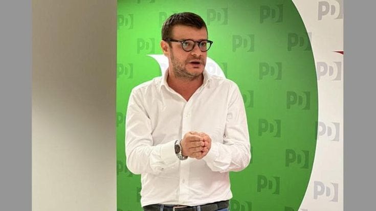 Cambi di casacca, alla Regione è scontro sulla legge. Il Pd: “No alle forzature sullo statuto”