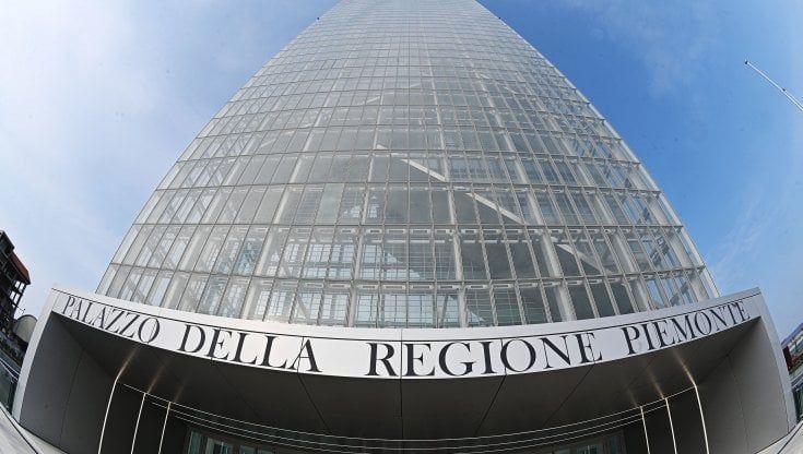 Grillini all’attacco su Laus & Co.. Più lontano il patto con i Dem