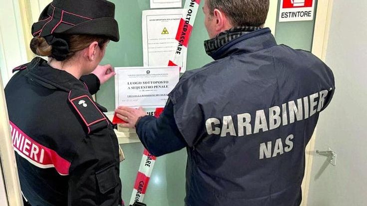 Chirurgia estetica horror, la battaglia contro gli studi abusivi: “Vogliono tutti un ritocchino”