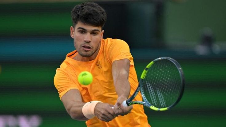 Indian Wells, esordio sul velluto per Alcaraz. Djokovic lascia un set, stasera in campo Sinner