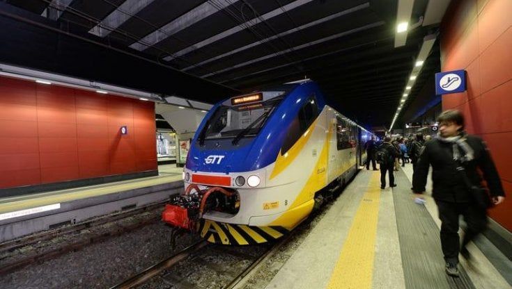 Treni metropolitani, rincari in vista a fine anno Trenitalia subentra a Gtt