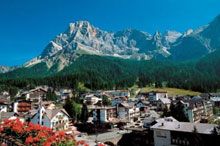 Sci e montagne<br>piene d'incanto