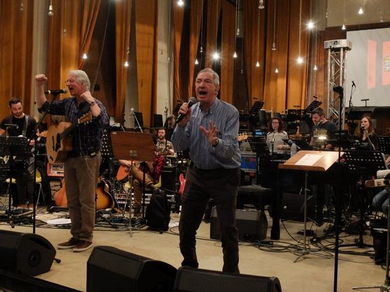 E gli Oliver Onions tornano in concerto per l'amico Bud Spencer