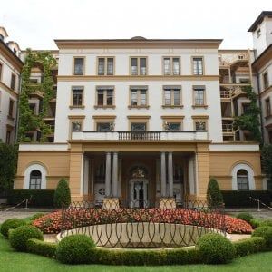 Cernobbio, le imprese fanno quadrato sull'euro forte: conta più la ripresa
