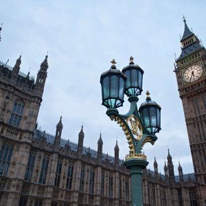 Gb, niente caccia britannici contro l'Is in Siria