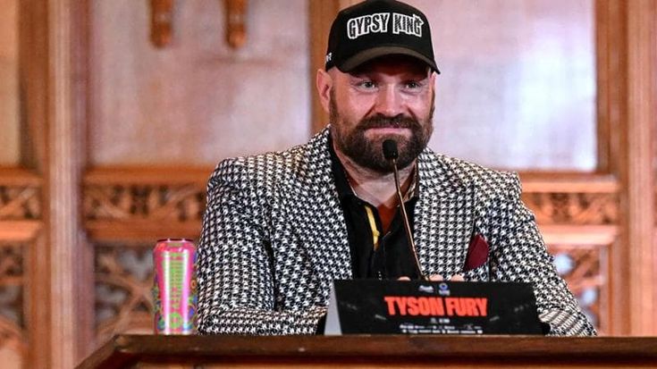 Fury, dramma alla vigilia del match con Usyk a maggio: sua moglie ha avuto un aborto