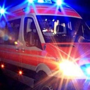 Scontro frontale a Benevento: due feriti, di cui uno grave