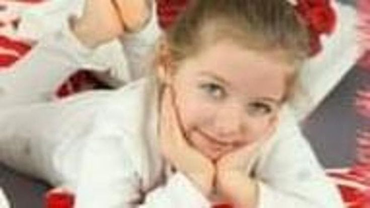 Non ce l’ha fatta Isabel Zanichelli, la bambina di 7 anni travolta da un’onda in spiaggia a Lido di Classe