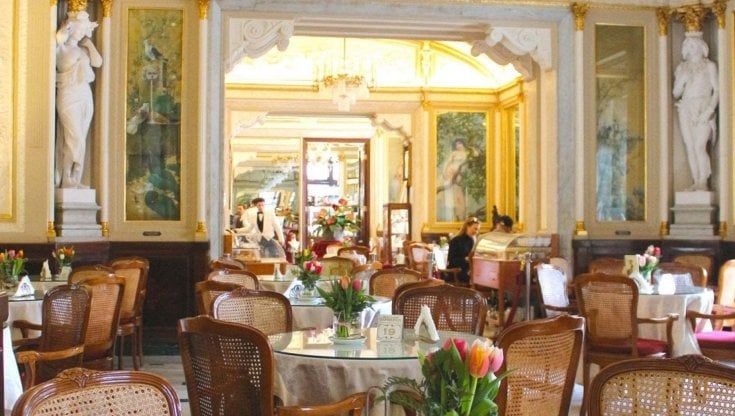 Da Napoli a Sorrento i locali storici riaprono le stanze dell’arte
