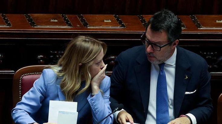 Salvini in pressing su Meloni per le urne a ottobre 2027. Ma lei le vuole in primavera