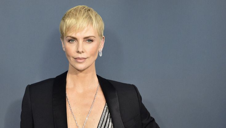 Buon Compleanno Charlize Theron, diva d'altri tempi con il cuore solitario