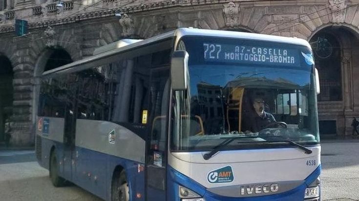 Il vicesindaco: “Tagli ai bus per extraurbane e più soldi dai Comuni ad Amt almeno fino a dicembre”