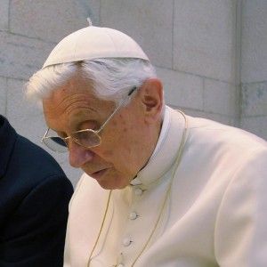 Molestie su minori, in due anni 400 preti ridotti a stato laicale da Benedetto XVI