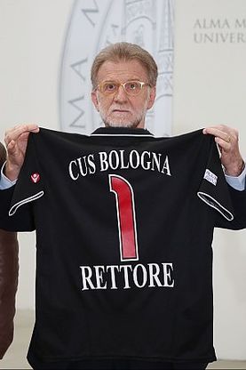 L'affondo di Dionigi sulla citt&agrave;:<br />"Il carovita &egrave; una maledizione"