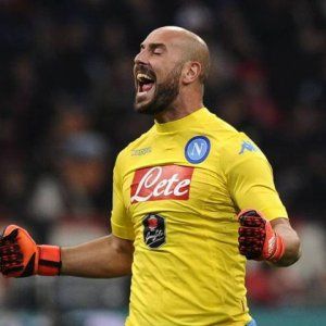 Napoli, Reina: "Lo scudetto? Sarri si arrabbia se lo nomino. Pensiamo soltanto al Verona"