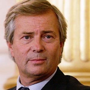 Il blitz di Bollorè sulle tv di Cologno regala 300 milioni a Berlusconi 