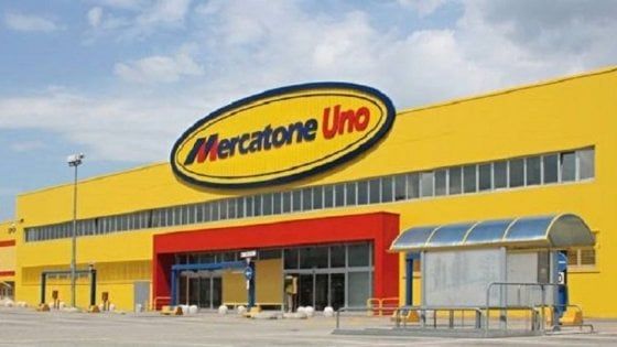 Mercatone Uno: riapre lo store di Arzano, dopo il commissariamento