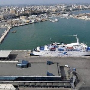 Sciopero dei marittimi in Grecia, annullato l'arrivo dei traghetti a Bari e Brindisi